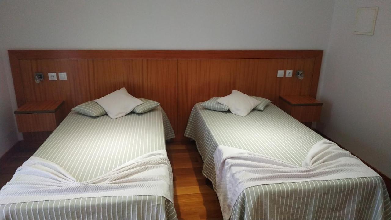 Hotel Comodoro Corvo Exterior photo