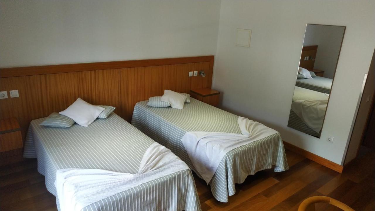 Hotel Comodoro Corvo Exterior photo