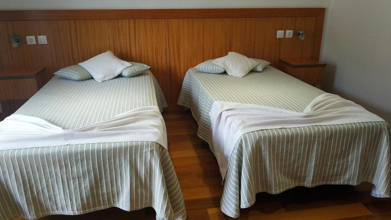 Hotel Comodoro Corvo Exterior photo