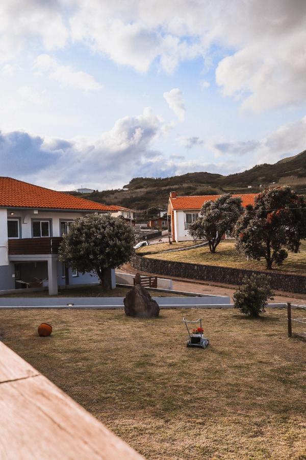 Hotel Comodoro Corvo Exterior photo