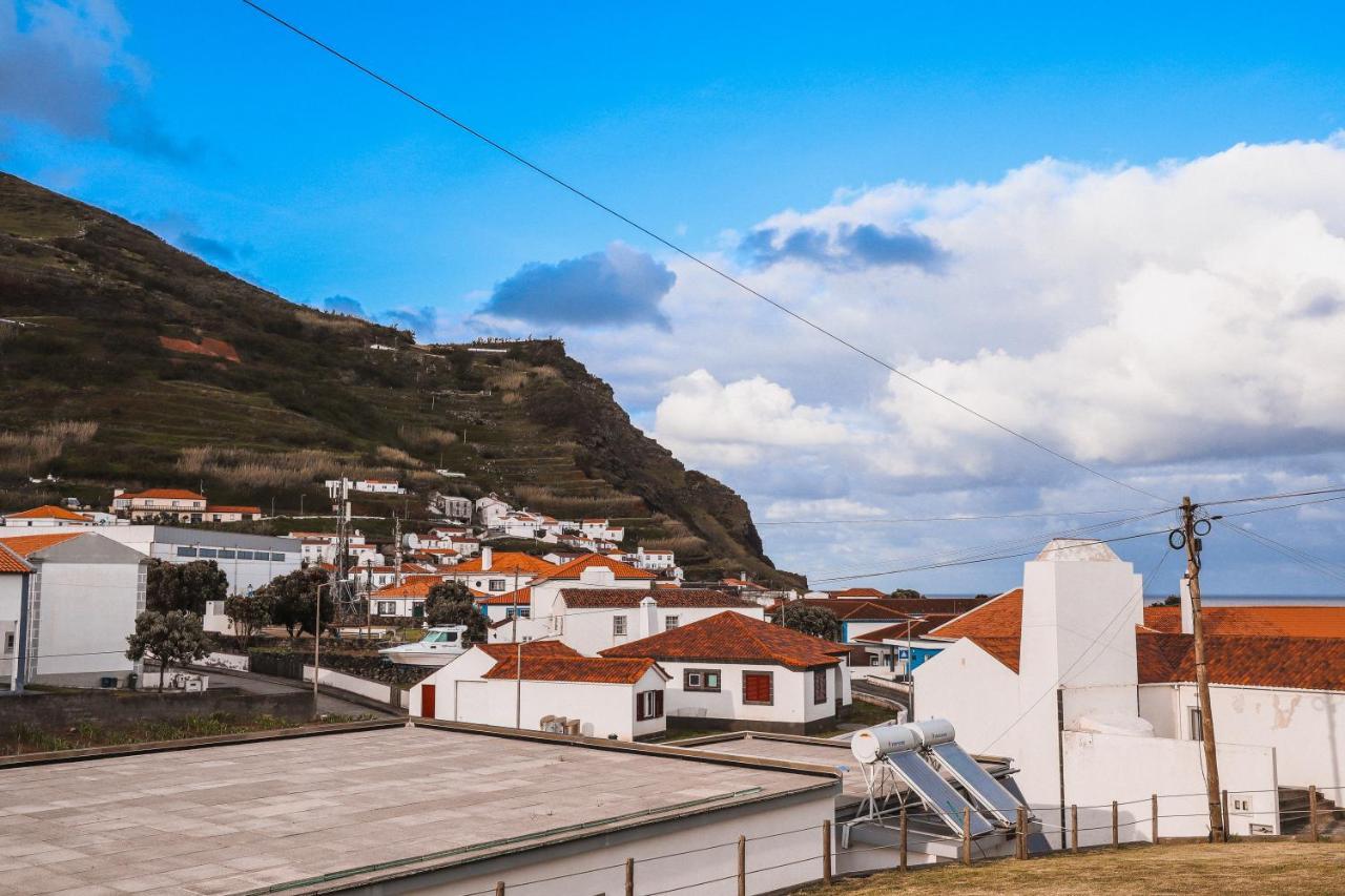 Hotel Comodoro Corvo Exterior photo