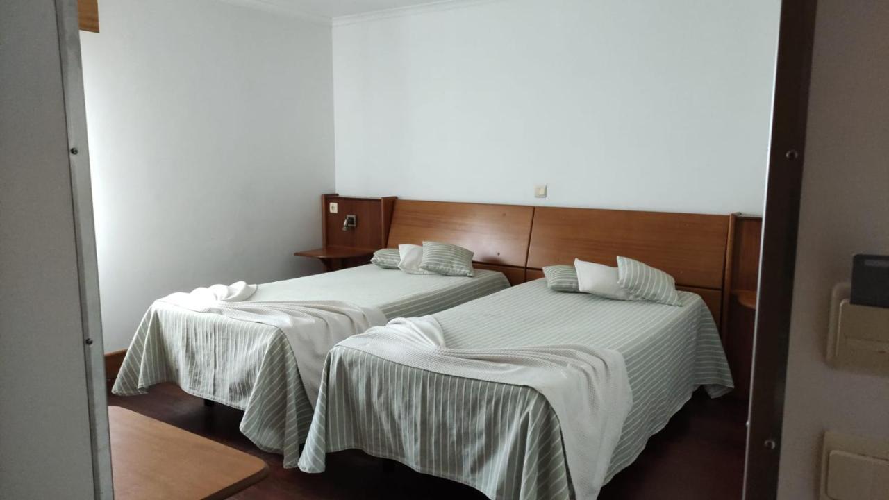 Hotel Comodoro Corvo Exterior photo