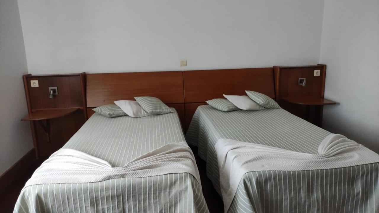 Hotel Comodoro Corvo Exterior photo