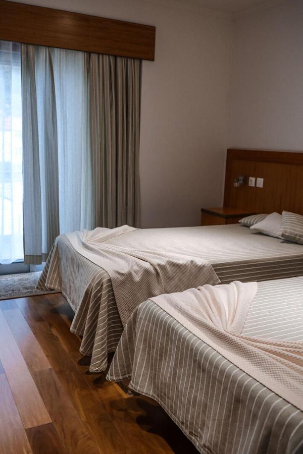 Hotel Comodoro Corvo Exterior photo